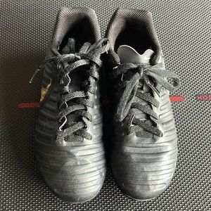 Boys nike cleats